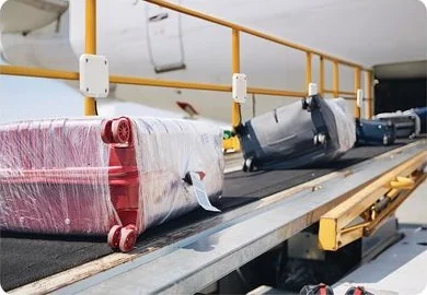 Antenas RFID sobre una cinta transportadora de equipaje